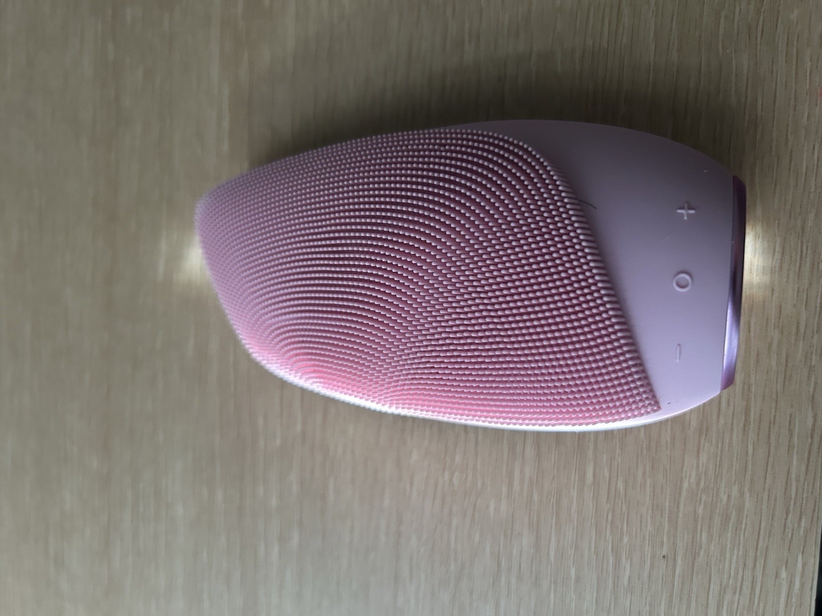 Geske SmartAppGuided Sonic Thermo Facial Brush 6-in-1 Facial Cleansing