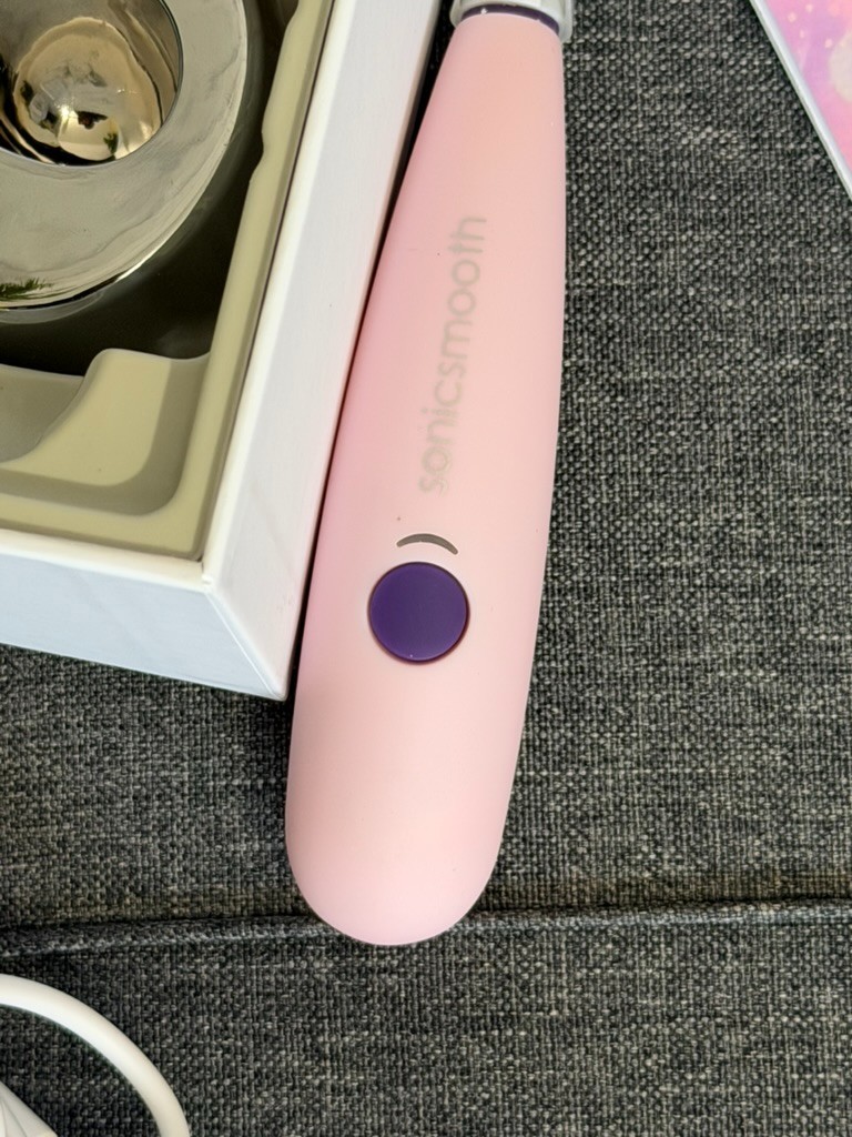 Michael Todd Beauty Sonicsmooth Pro+ Sonic Dermaplaning System – Color Pink