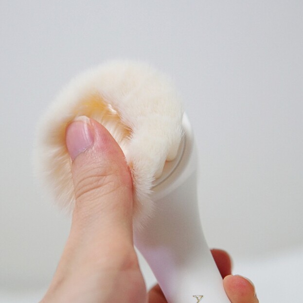 APRILSKIN Dual Cleansing Pore Brush Made in korea 2-in-1 Facial Cleansing Brush