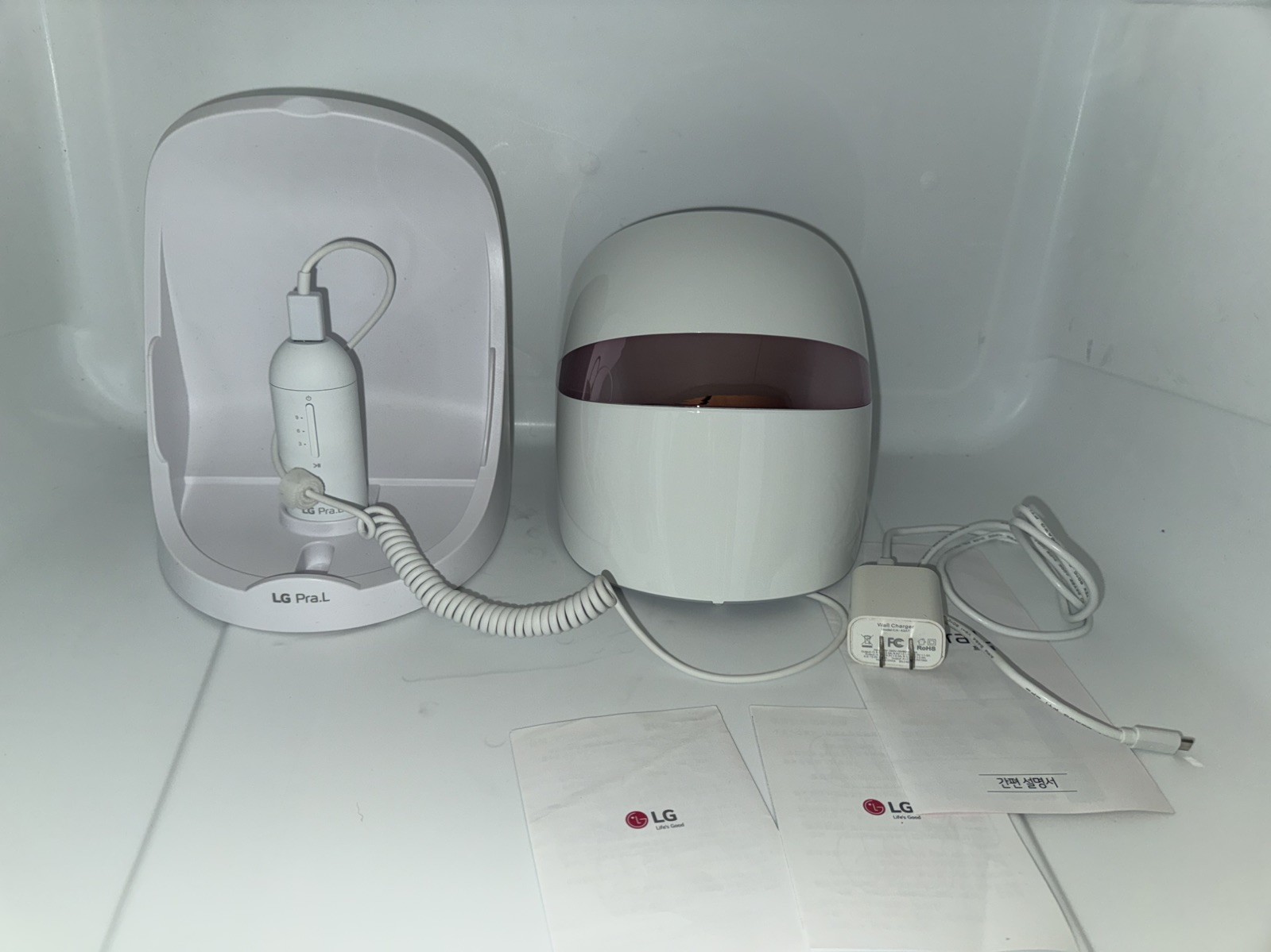 LG Pra L Derma LED Mask Therapy Face I