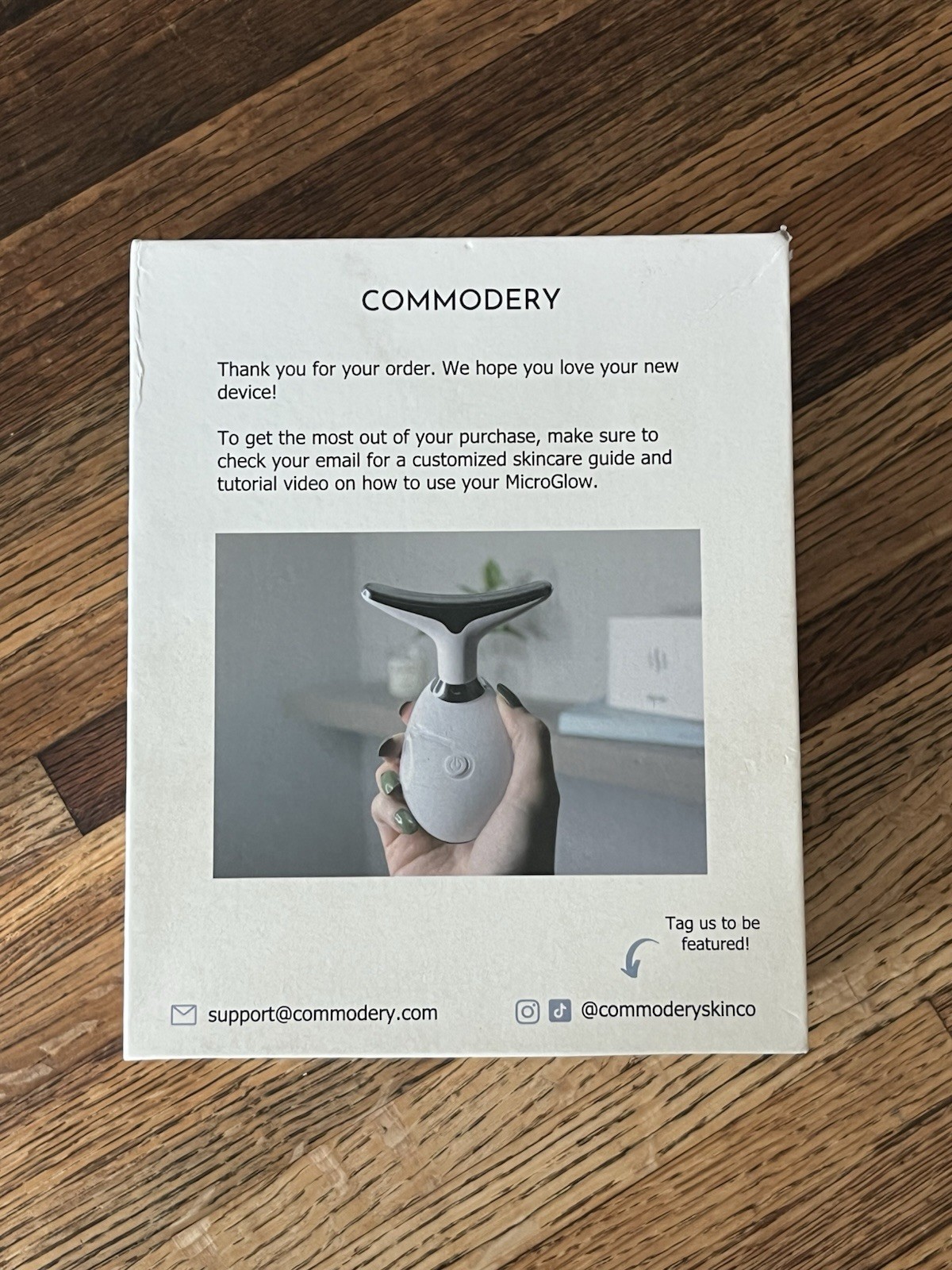 NEW Commodery MicroGlow Handset Intensed Pulsed Light Wrinkles Reducing