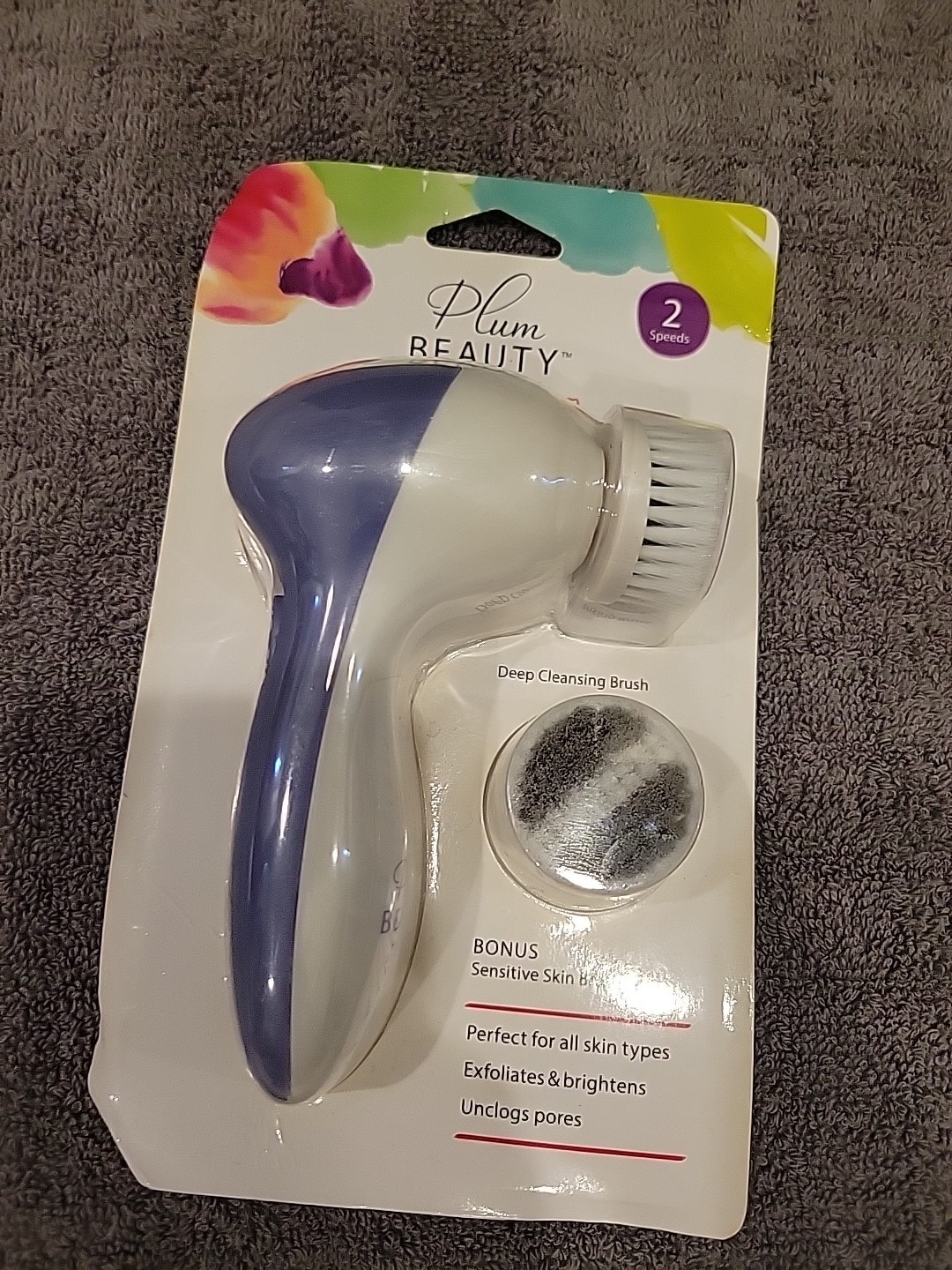 Plum Beauty Facial Cleansing System 2 Brush Heads Cleanses & Exfoliates