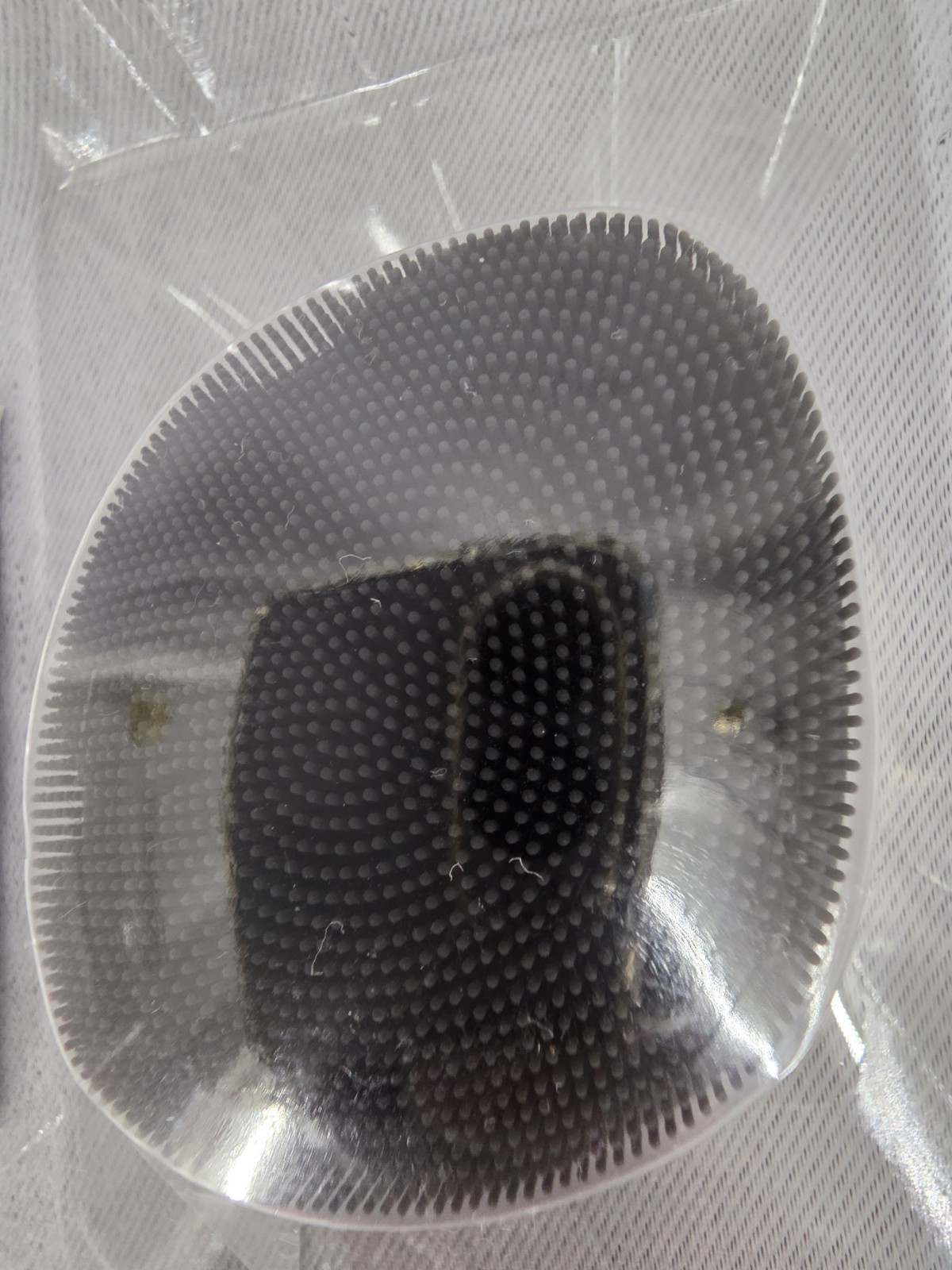 New GESKE 4-in-1 Black Facial Brush SmartAppGuided Cleaner/Massager