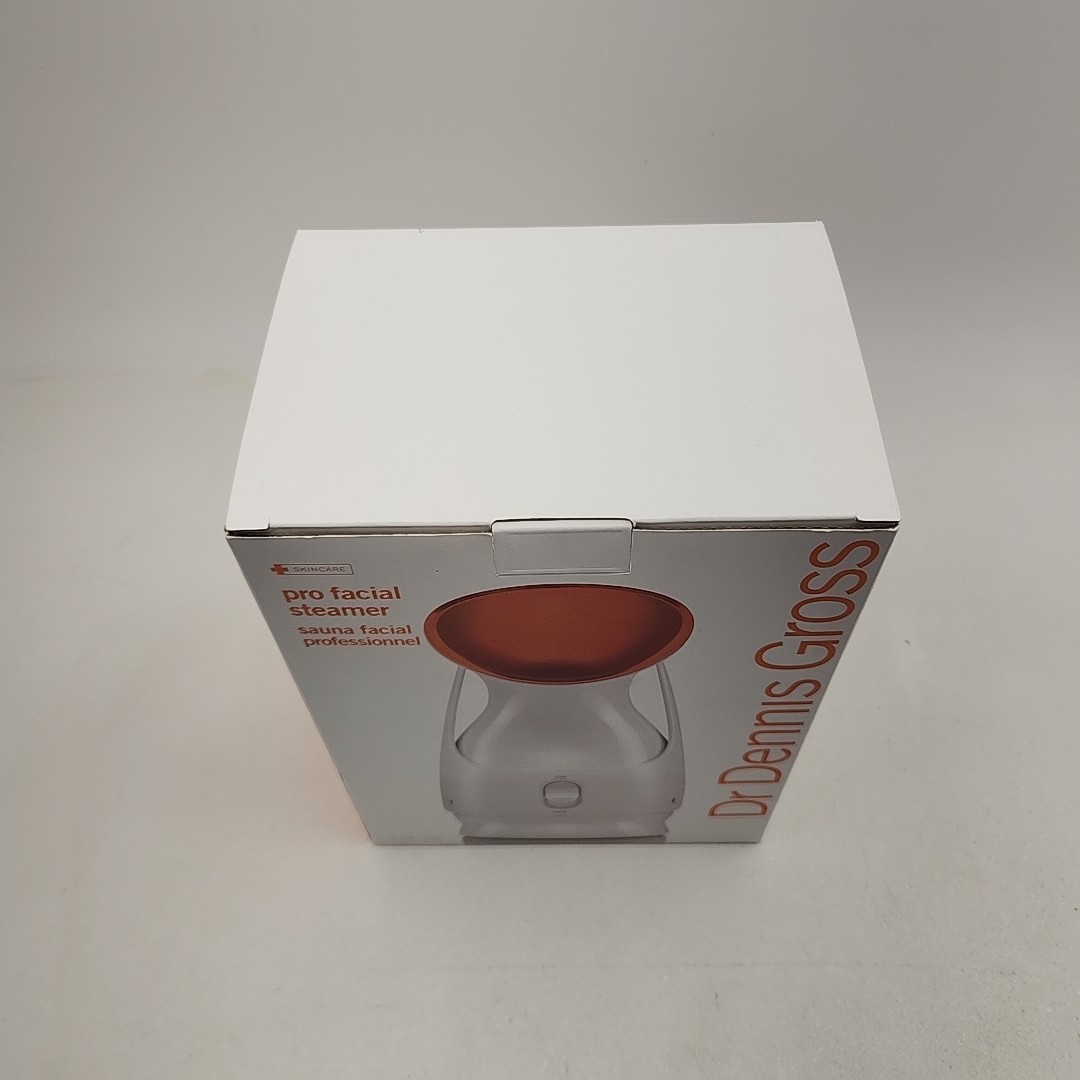DR DENNIS GROSS PRO FACIAL STEAMER BRAND NEW IN BOX
