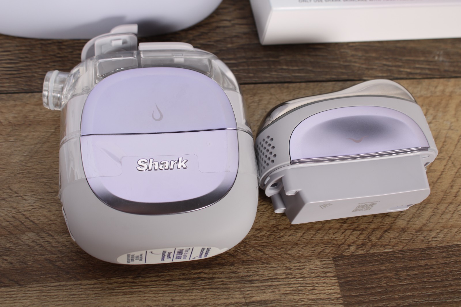 Shark Facial Pro Glow + DePuff Facial Device Complete Tested Works w/ Box