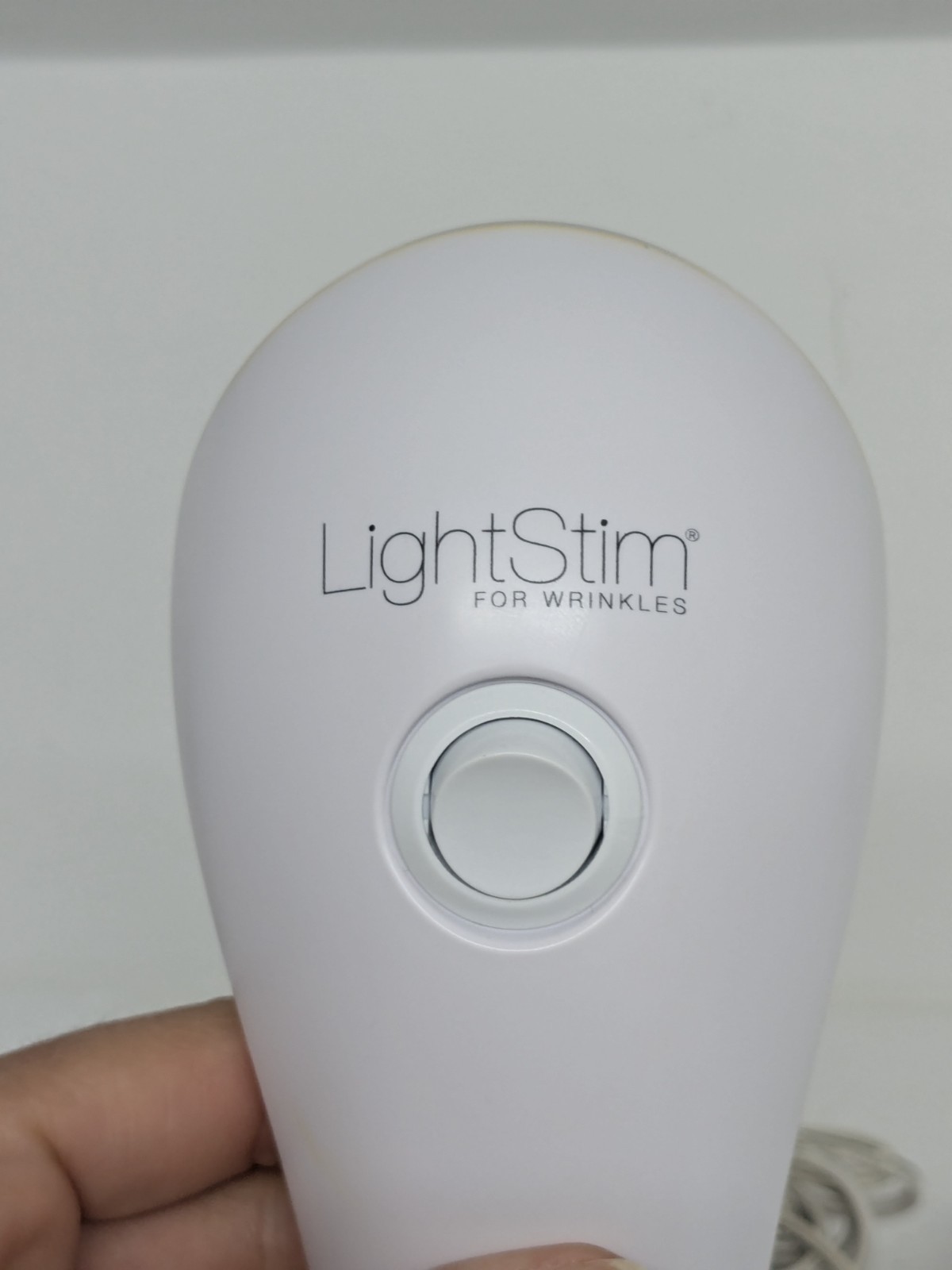 LightStim for Wrinkles & Fine Lines Light Energy Therapy Anti Aging