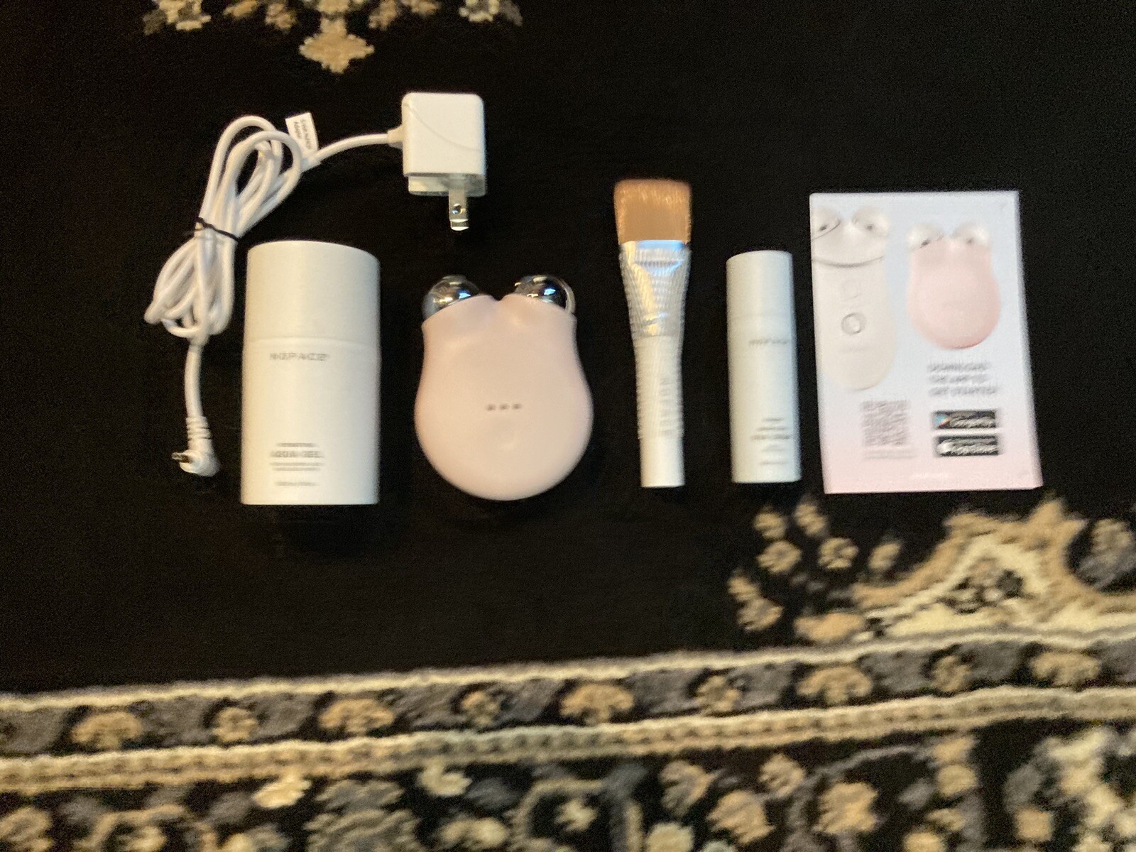 nuface mini Petite starter kit