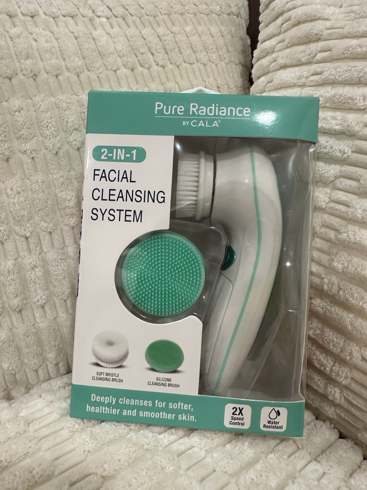 New 2-in-1 Facial Cleansing Brush – Glow Skin!