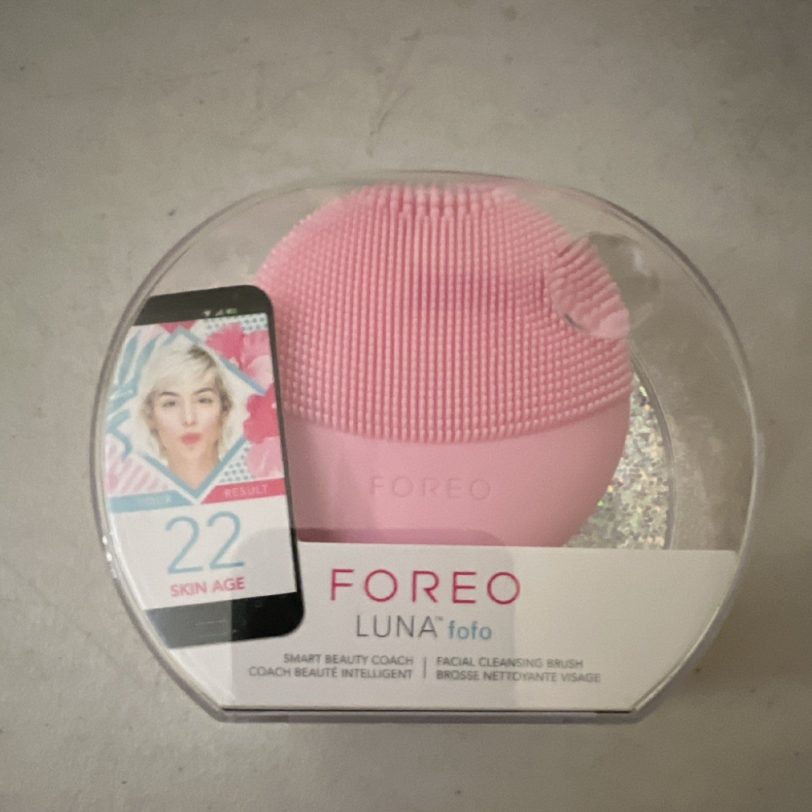 FOREO LUNA fofo Pearl Pink Smart Beauty Coach Facial Cleansing Brush