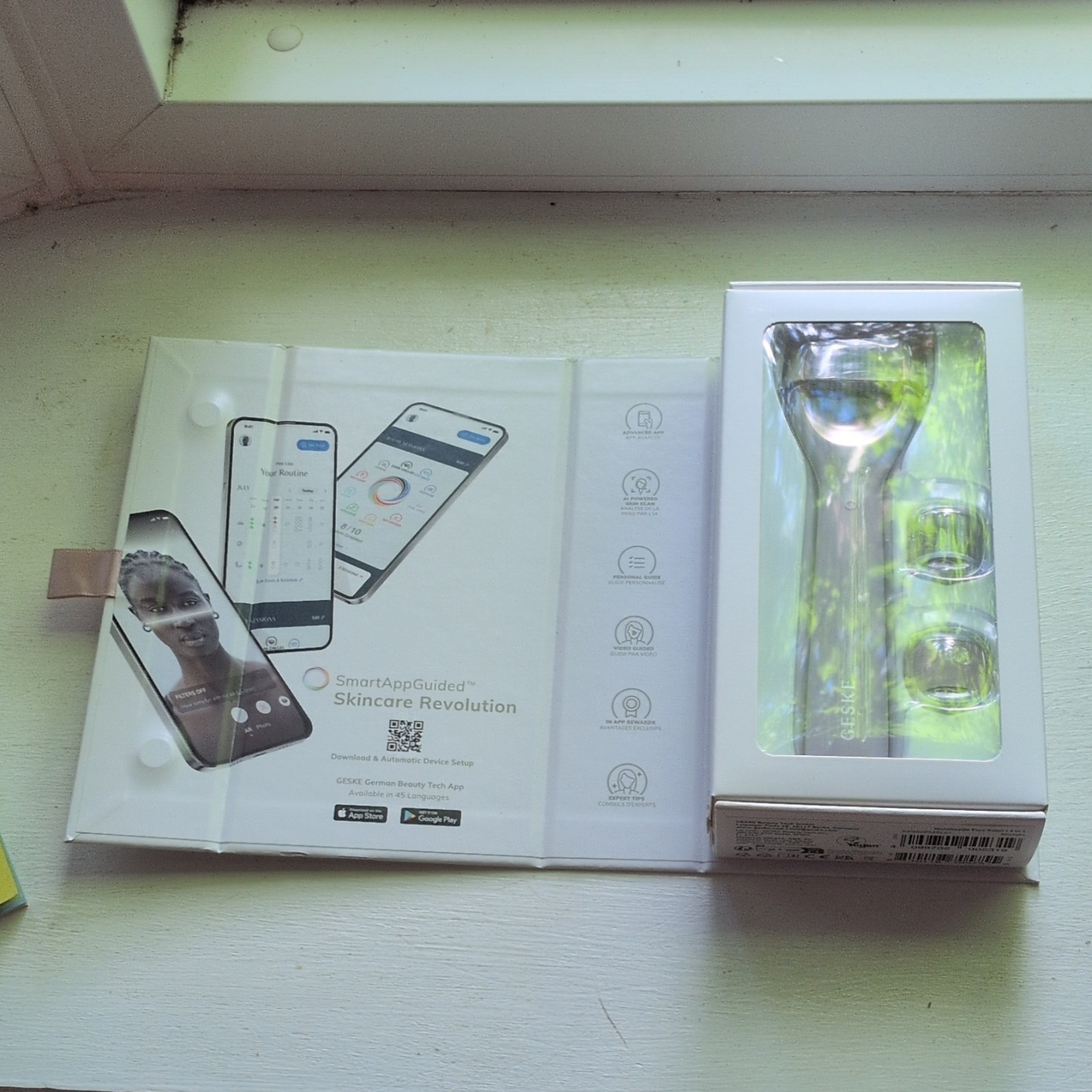 GESKE SmartAppGuided MicroNeedle Face Roller 9-in-1 Pink App Rechargeable