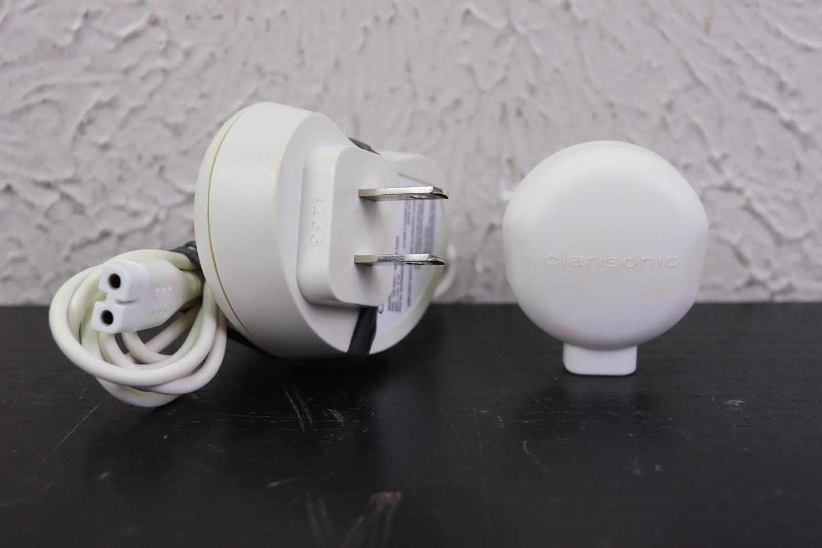 Clarisonic Mia PBL4110 W/ Cable PBL3100