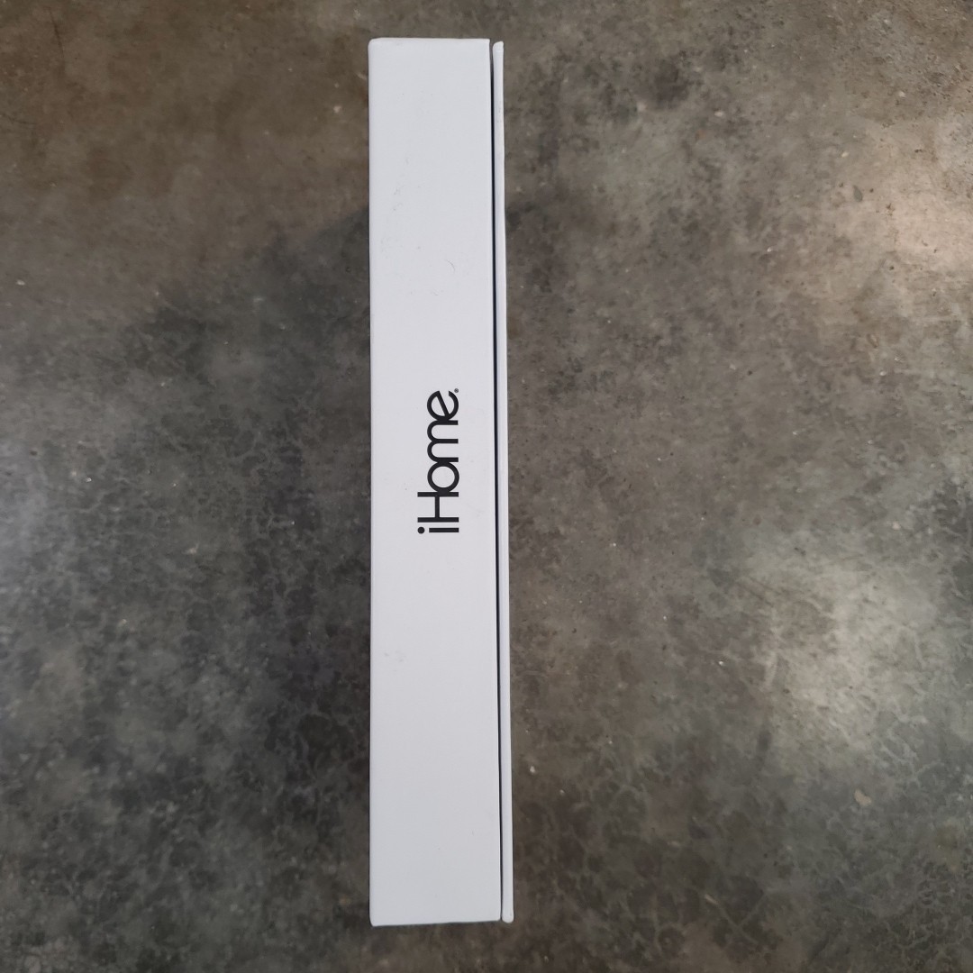 NEW iHome Vibrating Facial Wand with Red Light Therapy LED Technology