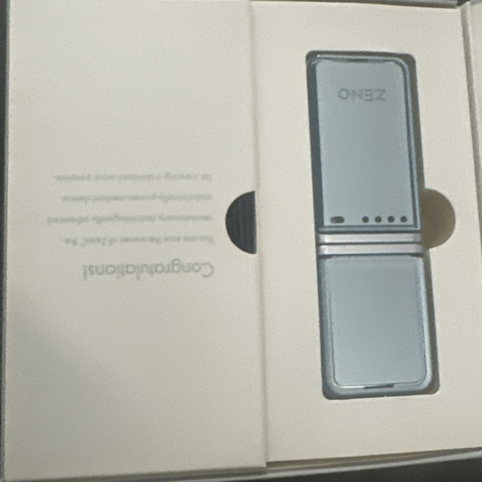 Zeno pro acne clearing DEVICE With Case And Charger For Parts Only Does Not Work