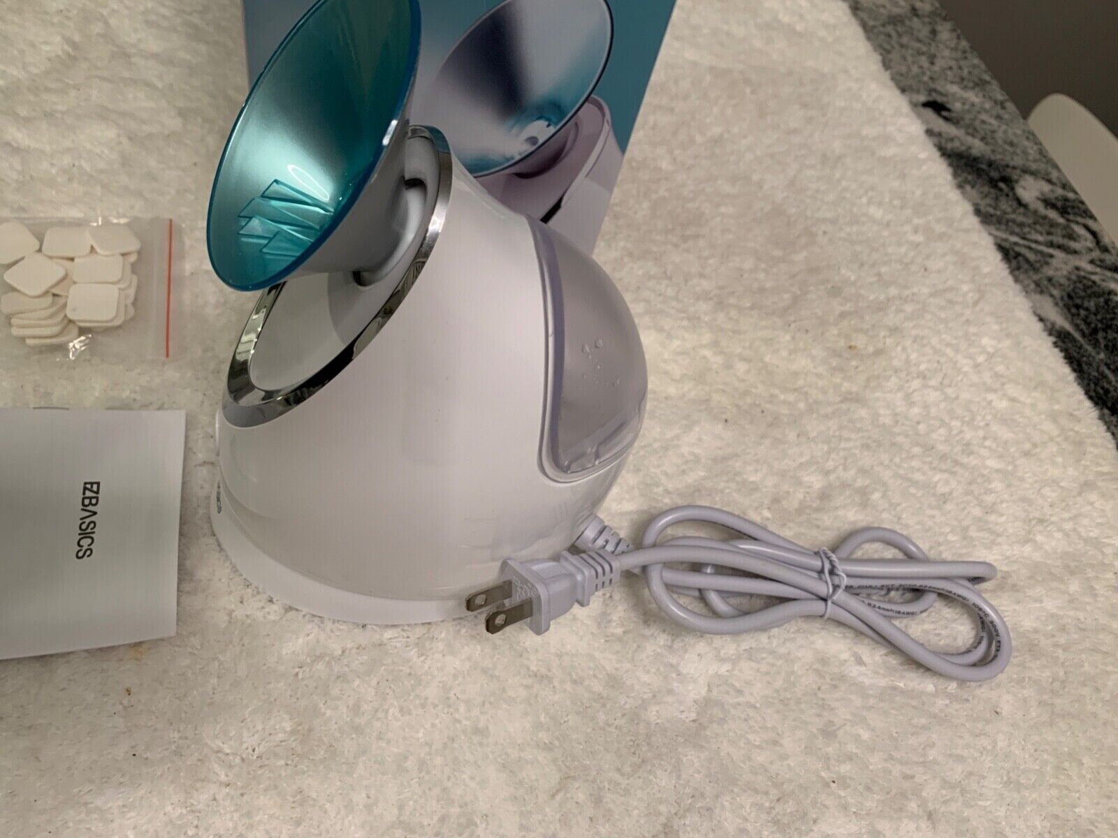 EZBasics Ionic Facial Steamer Model KD2331A. New- open box Facial Steamer