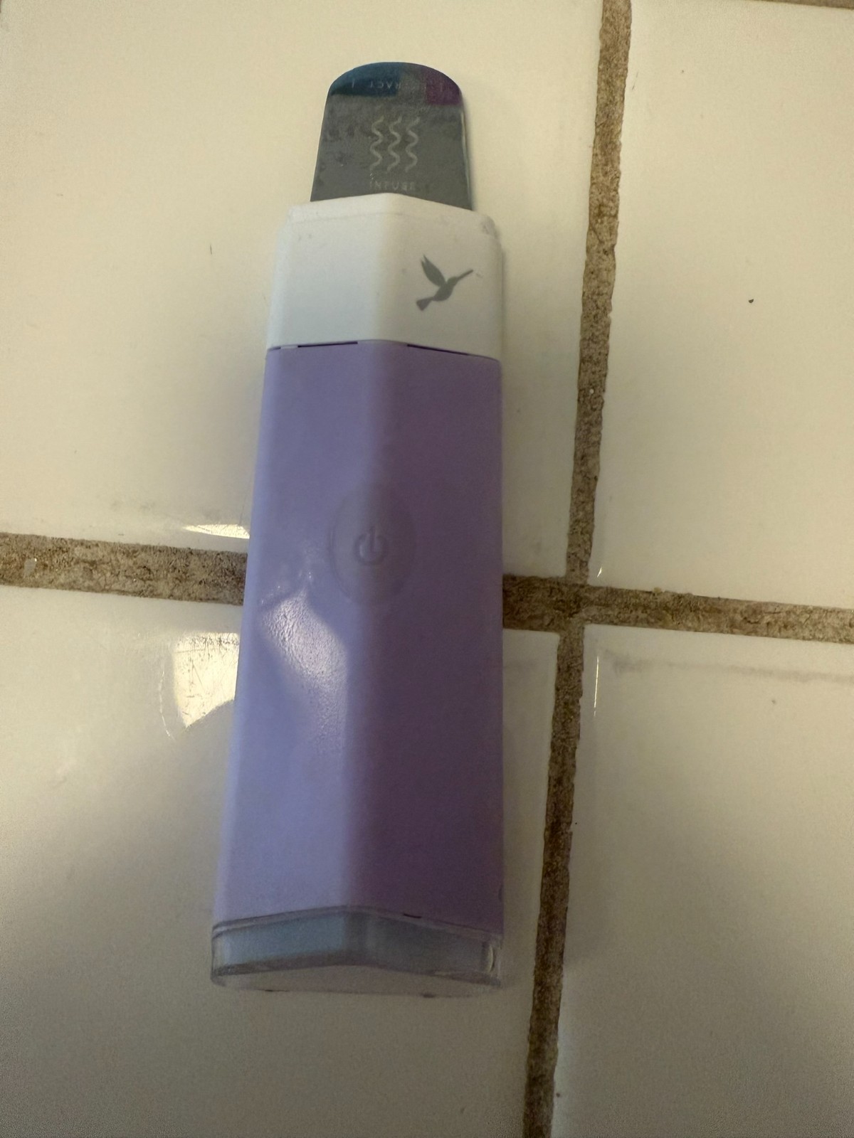 DERMAFLASH Dermapore Pore Extraction Tool & Serum Infuser – Purple
