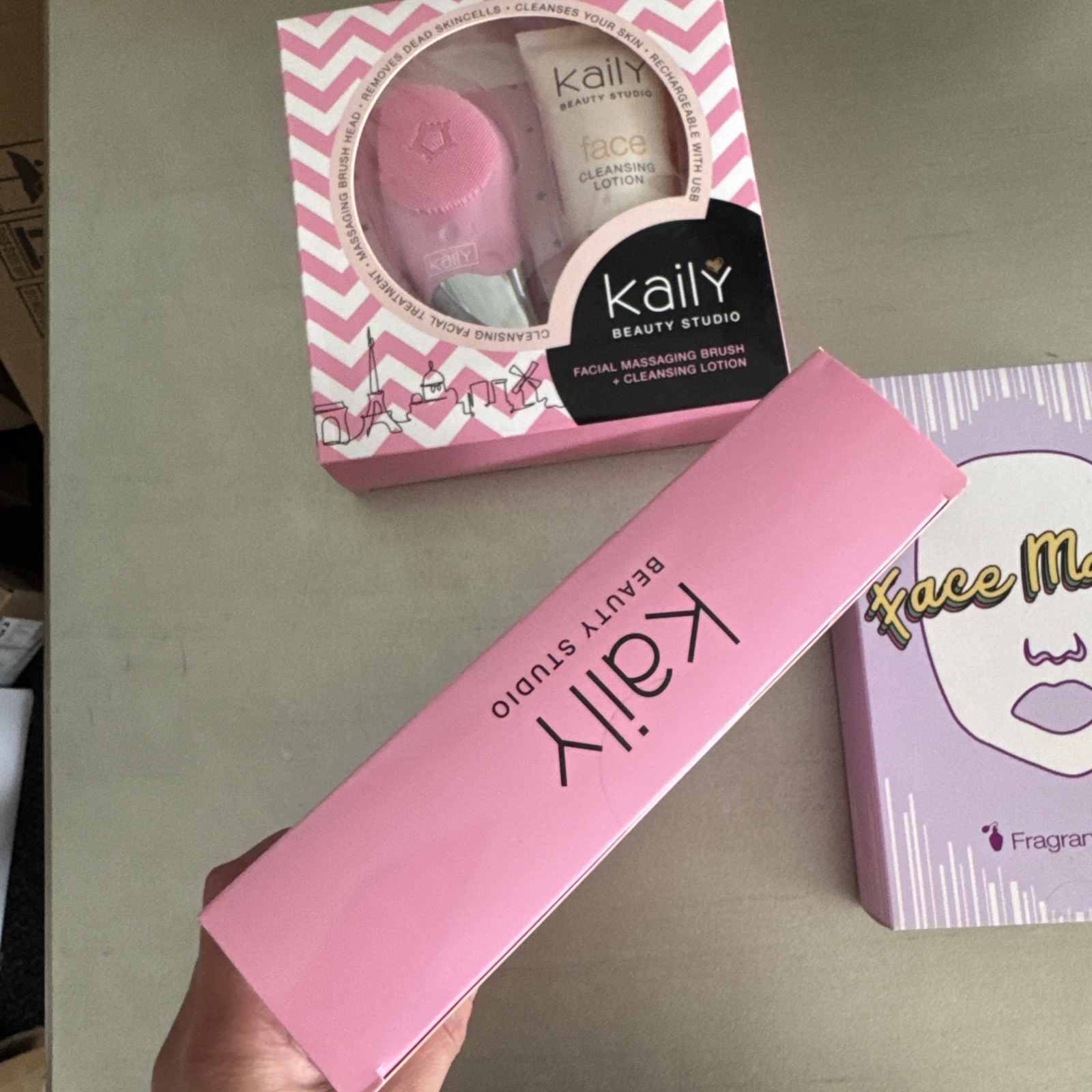 Set of 2 Kaily Beauty Studio Facial Massaging Brush & Lotion & 1 Face Mask Pack