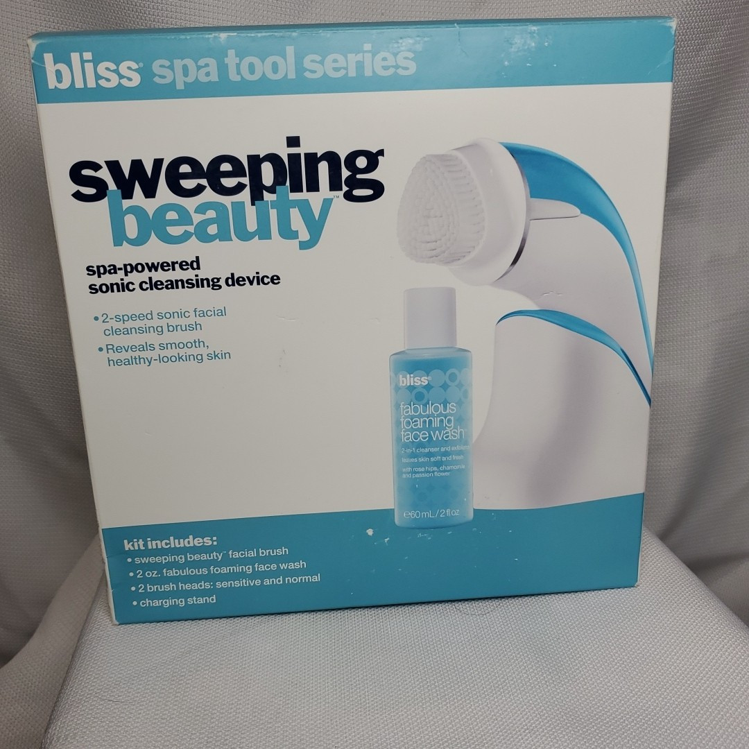 Bliss Sweeping Beauty Sonic Facial Cleansing Device Tool Fabulous Foaming Face