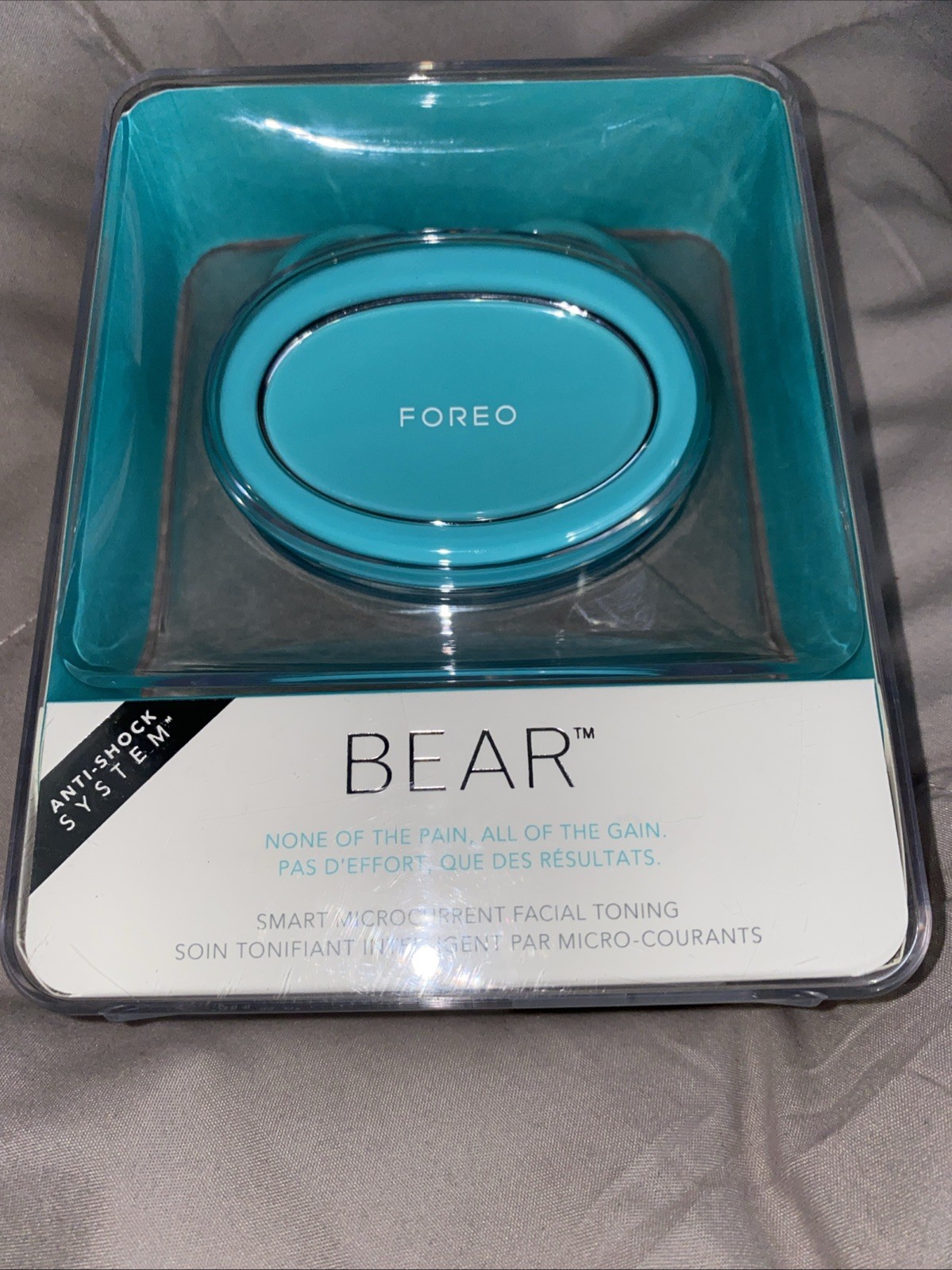 FOREO Bear Microcurrent Facial Device – Face Sculpting Tool – Instant Face Lift