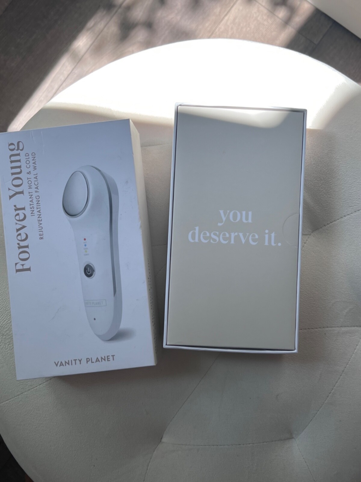 Vanity Planet Forever Young Instant Hot Cold Rejuvenating Facial Wand – NEW