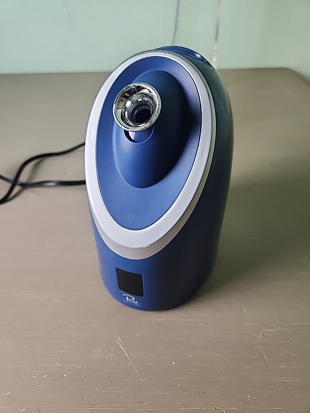 Navy Ionic Facial Steamer Smart Steam Technology 6 Modes Aromatherapy D8