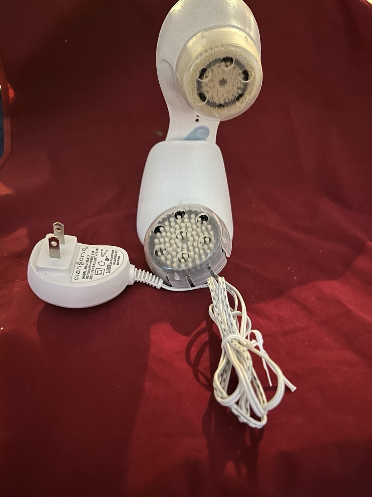 CLARISONIC PLUS Charger Charging Cradle Base Stand HK-J102-A12 EUC