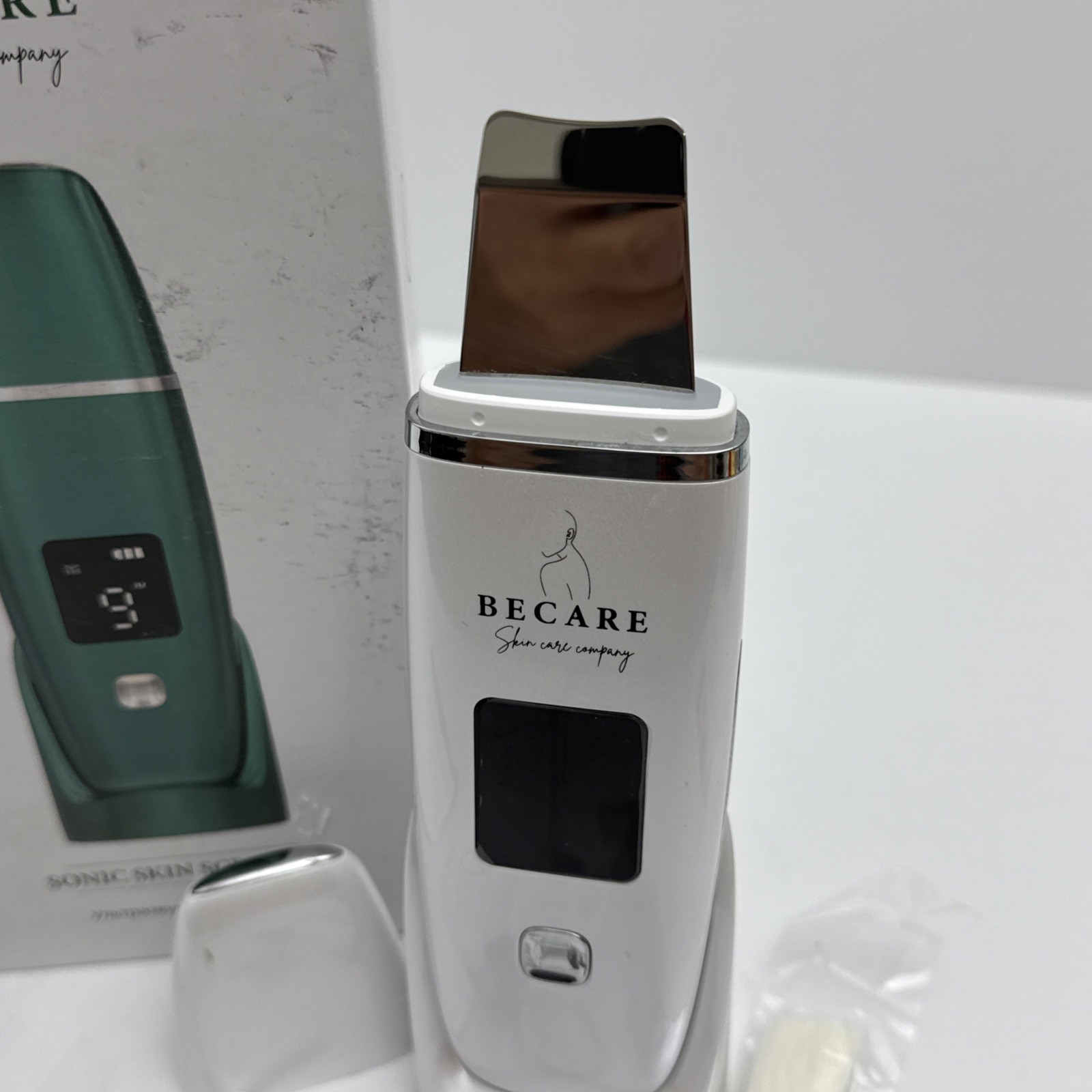 Sonic Skin Scrubber: Deep Clean, Exfoliating, Tightening, Massaging.