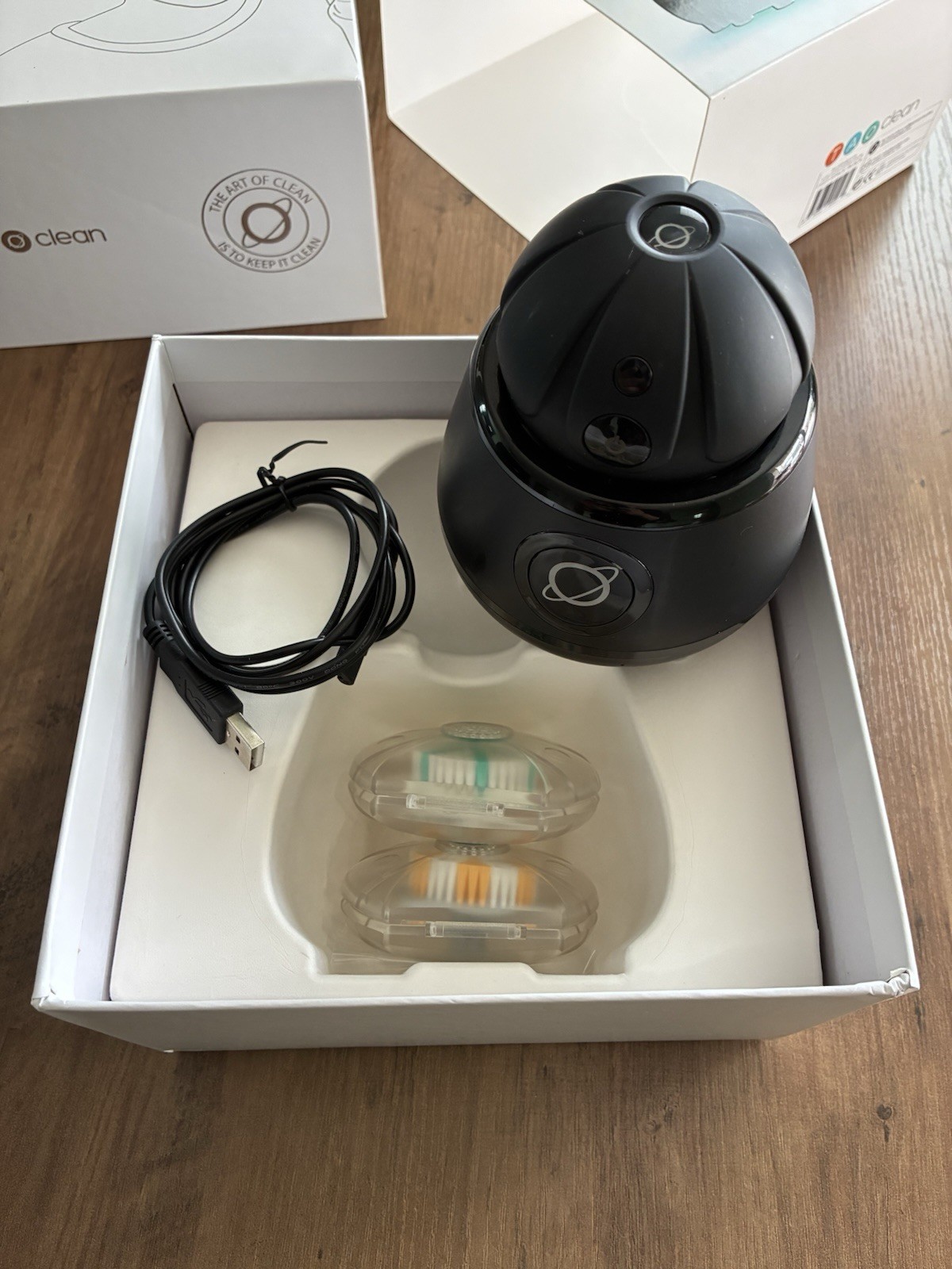 TAO Aura Clean System Orbital Facial Brush & Cleaning Station, Deep Space Black