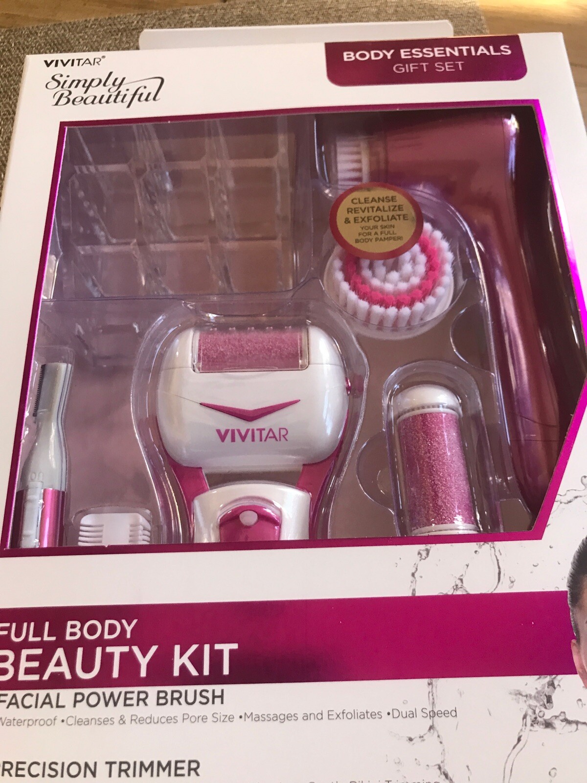 Beauty Body Essentials Gift Kit NEW IN BOX