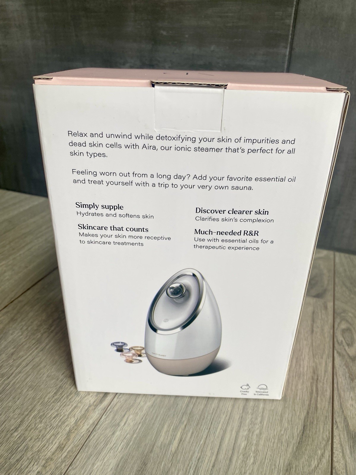 Vanity Planet Aira Ionic Electric Facial Steamer White/Beige w/ 3 Oil Baskets