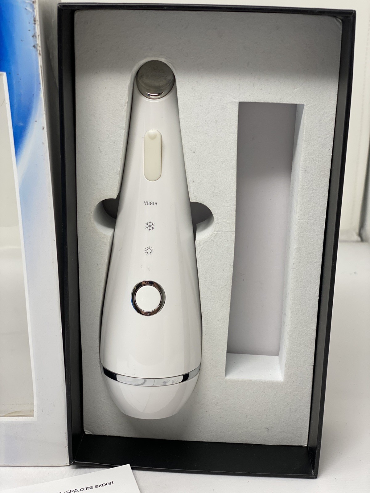 Missing USB Charger Msrp 2000$ EliKing Ipro Light Therapy Compare Zero Gravity