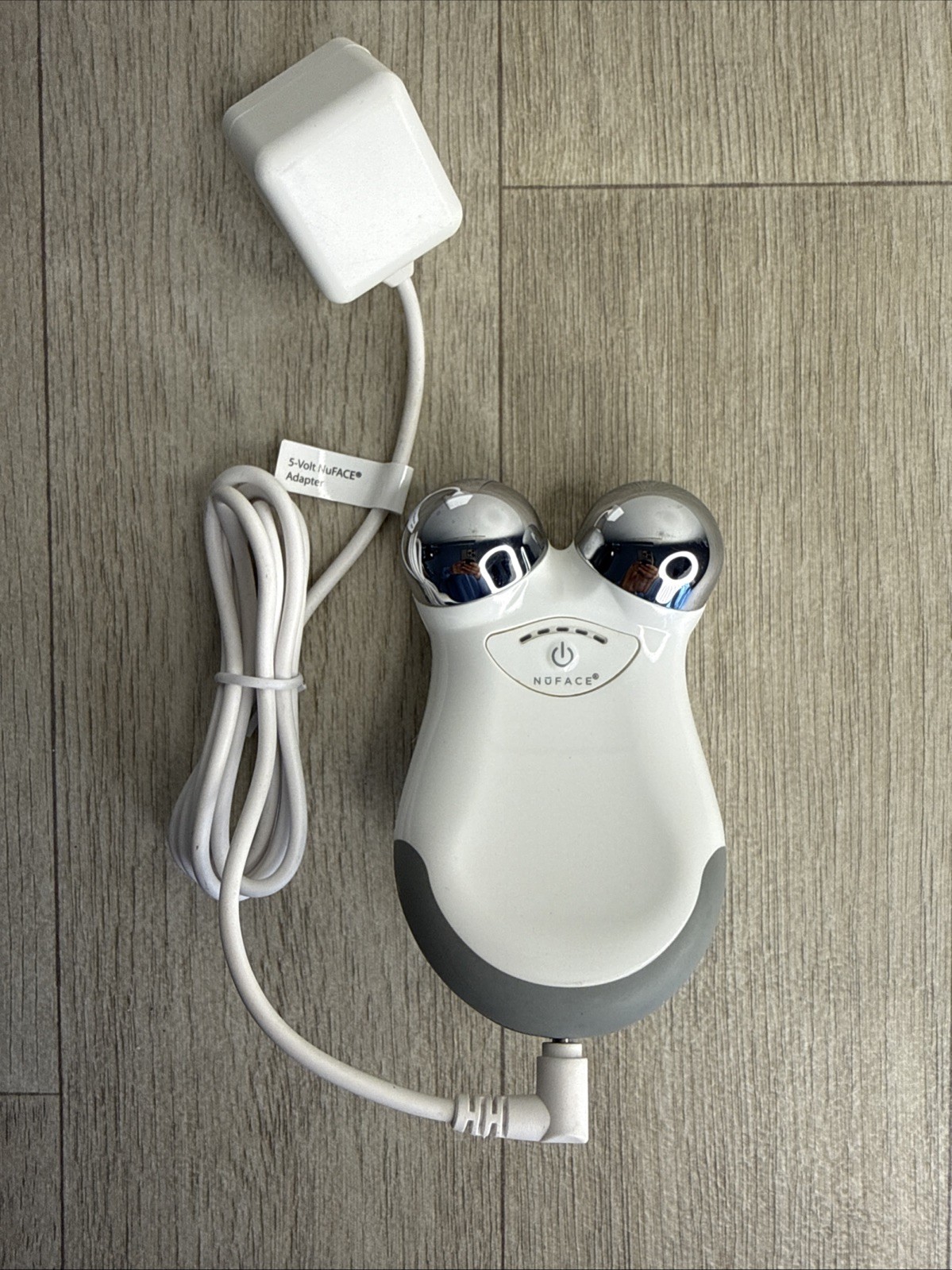NuFace Mini Facial Toning Device – parts only or restoration