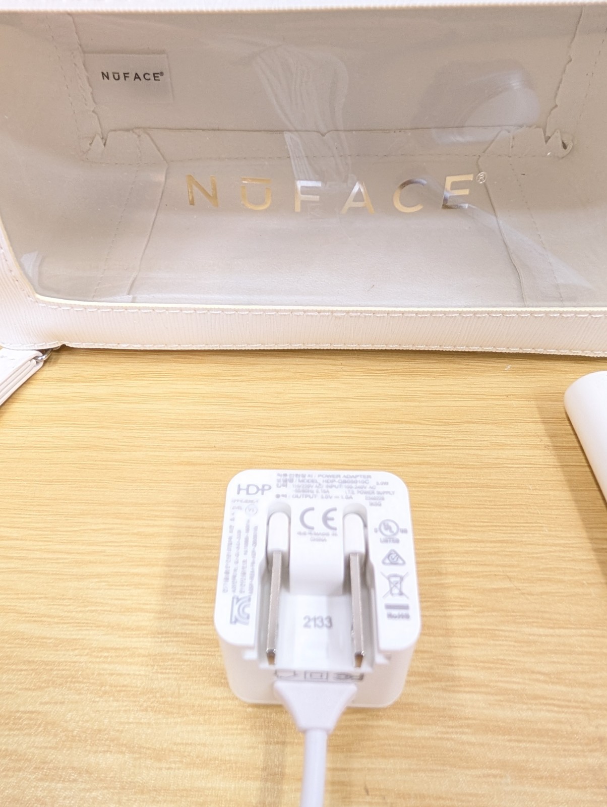 NuFACE Mini Petite Facial Toning Device White w/ Travel Case & Charging Cord