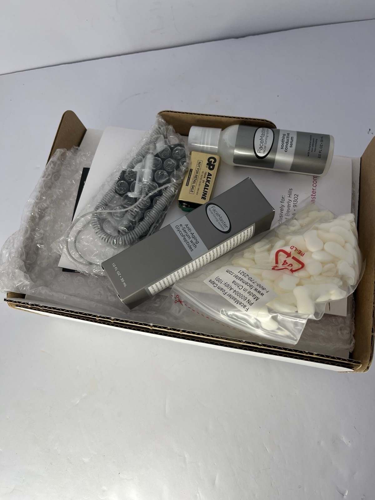 FaceMaster Facial Toning System Suzanne Somers W/Serums NEW