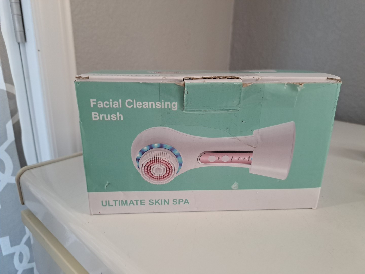 UMICKOO Face Scrubber Exfoliator,Facial Cleansing Brush Rechargeable IPX7