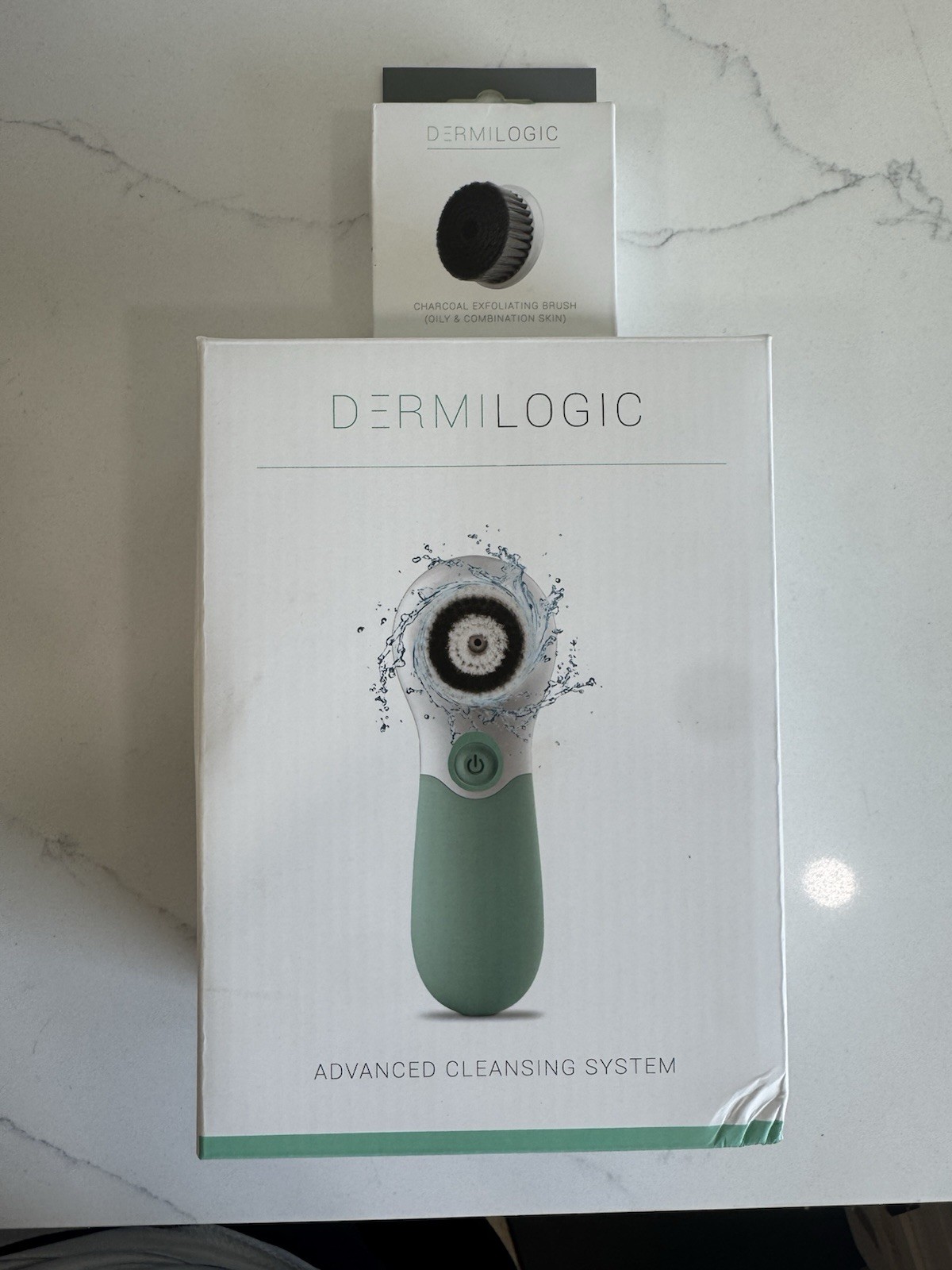 Electric Facial Cleansing Brush With 3 Interchangeable Brush Heads