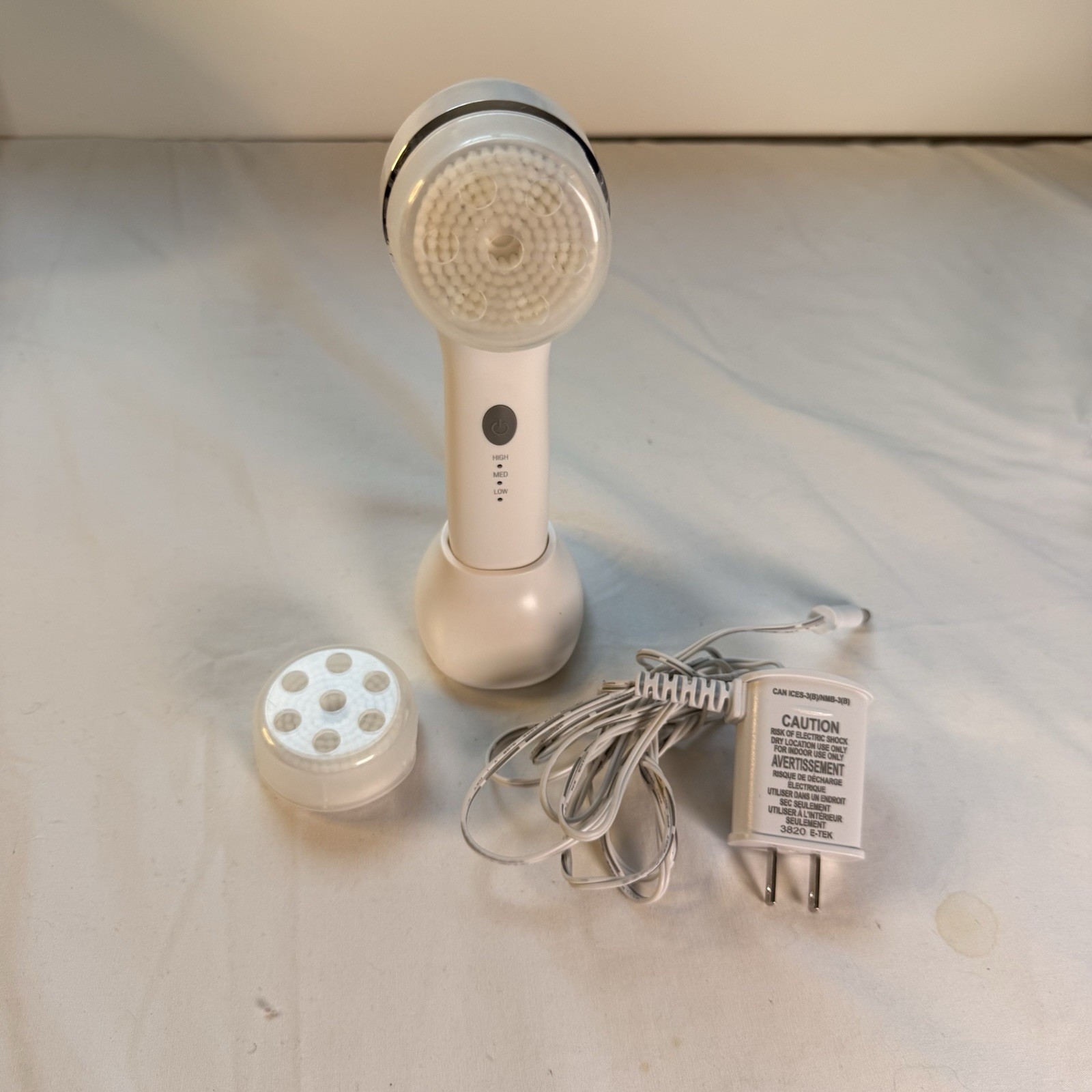 Conair True Glow Sonic Facial Brush With Facial Cleansing Brush
