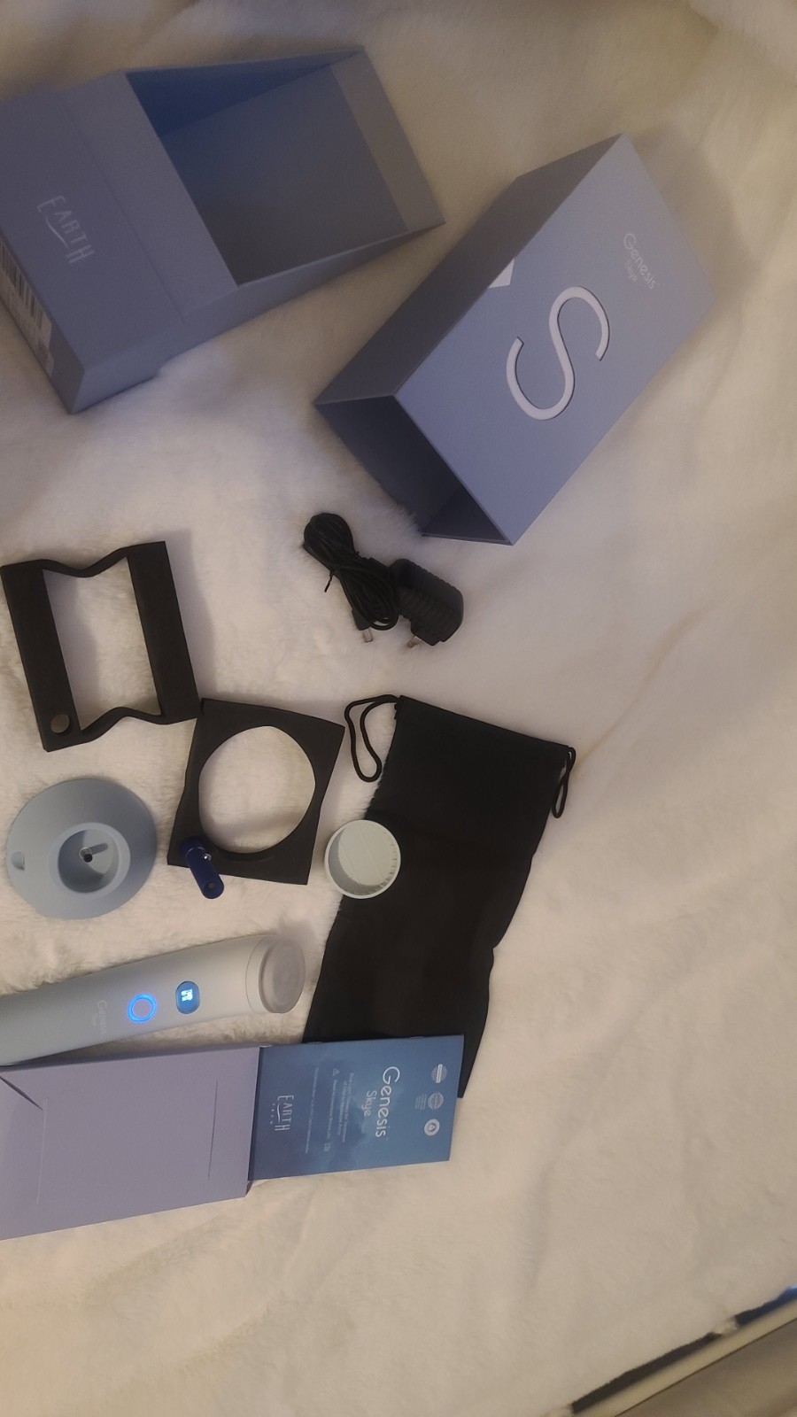 Earth Tech Genesis Skye Blue Light Therapy Device for Acne, Light Blue, Timer