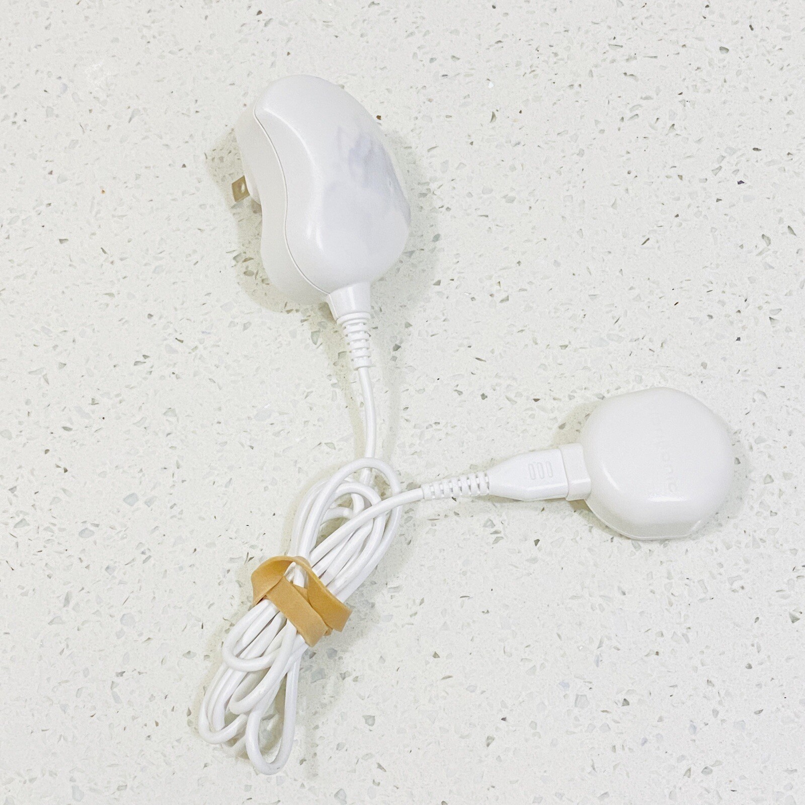 Clarisonic Mia 1 & 2 Wall Charger Adapter + Base PBL3100-479 And PBL4110