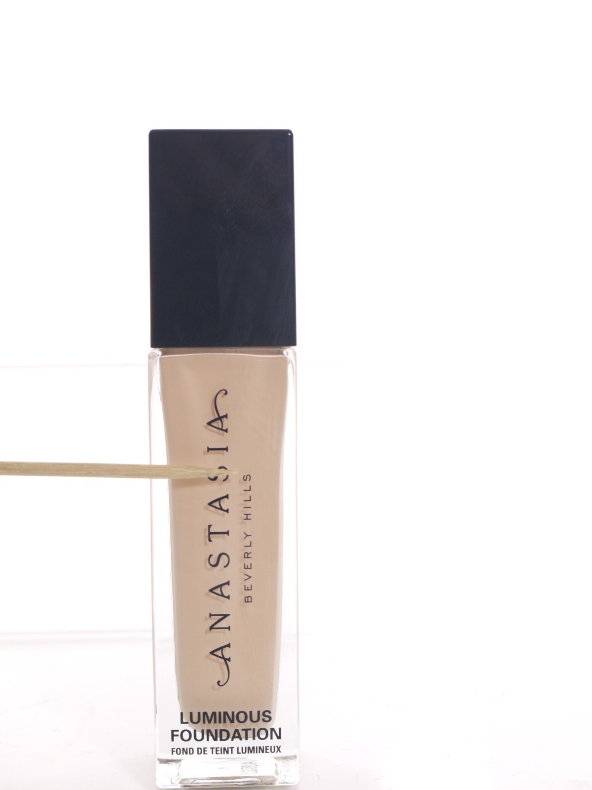 anastasia beverly hills luminous foundation 1oz in 150w. READ DETAILS
