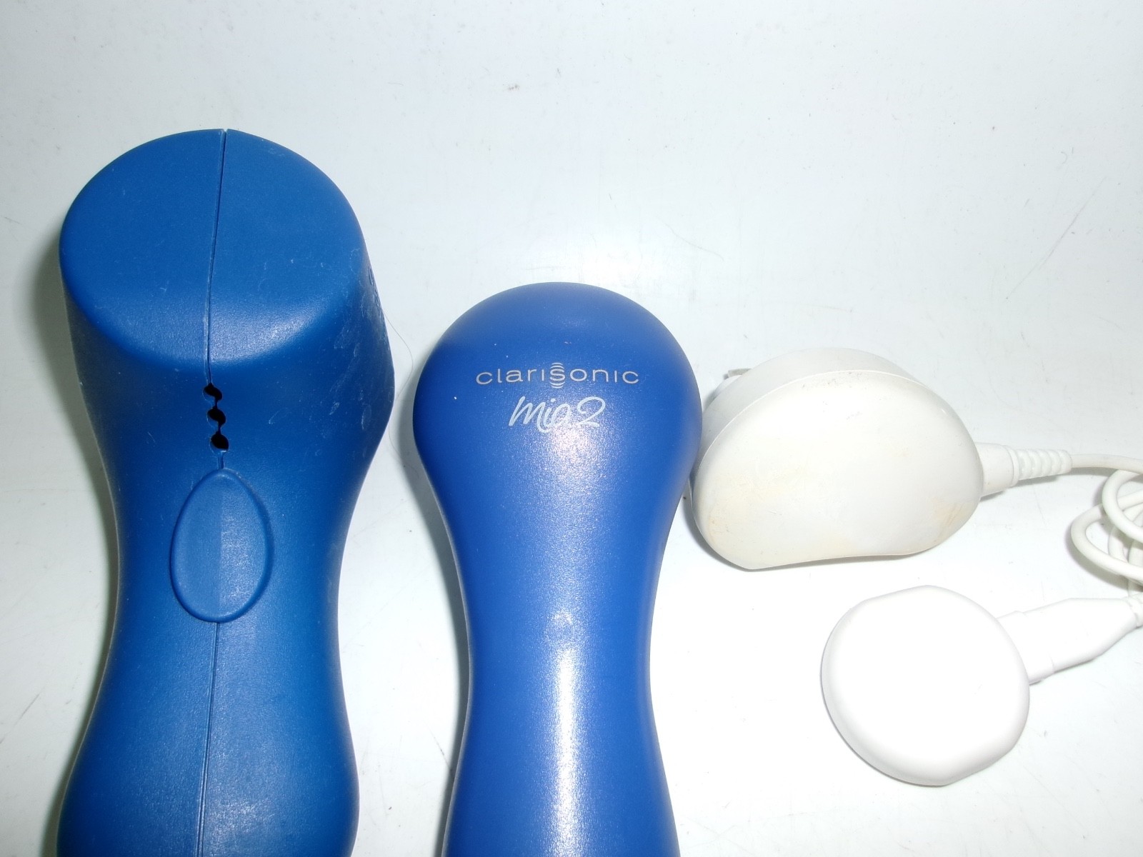 Clarisonic Mia 2 Facial Cleansing Brush Blue– Unit Only + Charger – Used